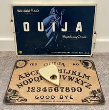 Vintage 1938 William Fuld MYSTIFYING ORACLE Original Ouija Board & Planchette