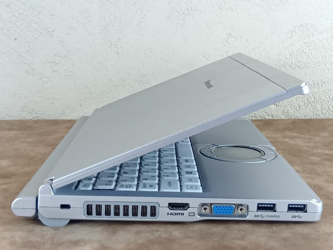 Panasonic Letsnote CF-SX3 Windows10 Pro Core i5 RAM4GB SSD 128GB