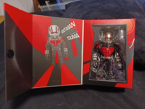 Hot Toys Marvel Ant-Man Artist Mix Collectible Figure - BRAND NEW - Picture 2 of 7