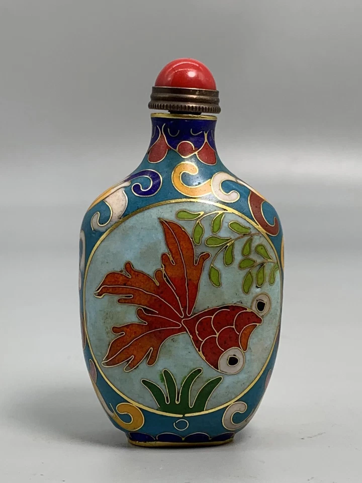 Exquisita botella de tabaco artesanal hecha a mano esmalte de filigrana Cloisonne Goldfish 金玉满堂 Foto 2 de 4