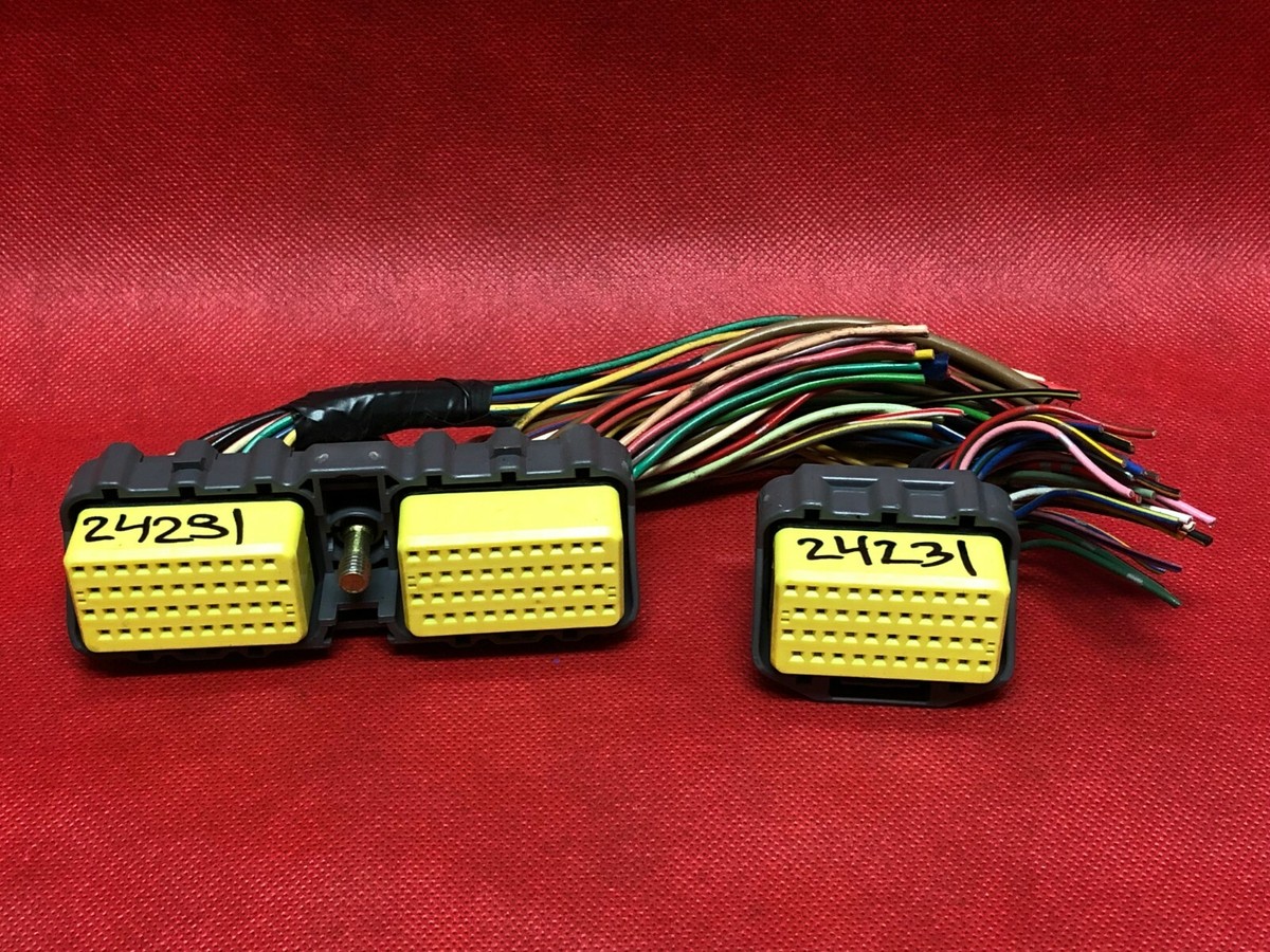 WIRING HARNESS PLUG CONNECTOR 93 94 SC400 ECM ECU COMPUTER PCM