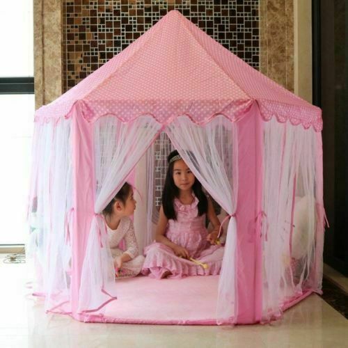 girls play tent with lights