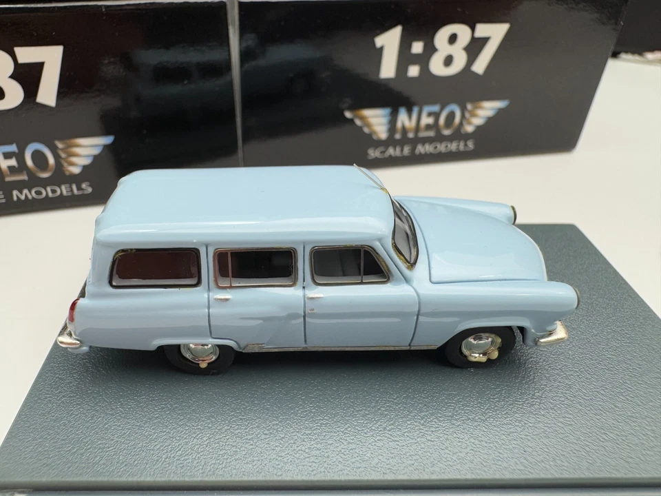 #101 Only One Neo 1/87 GAZ M22 Volga azul Foto 4 de 4