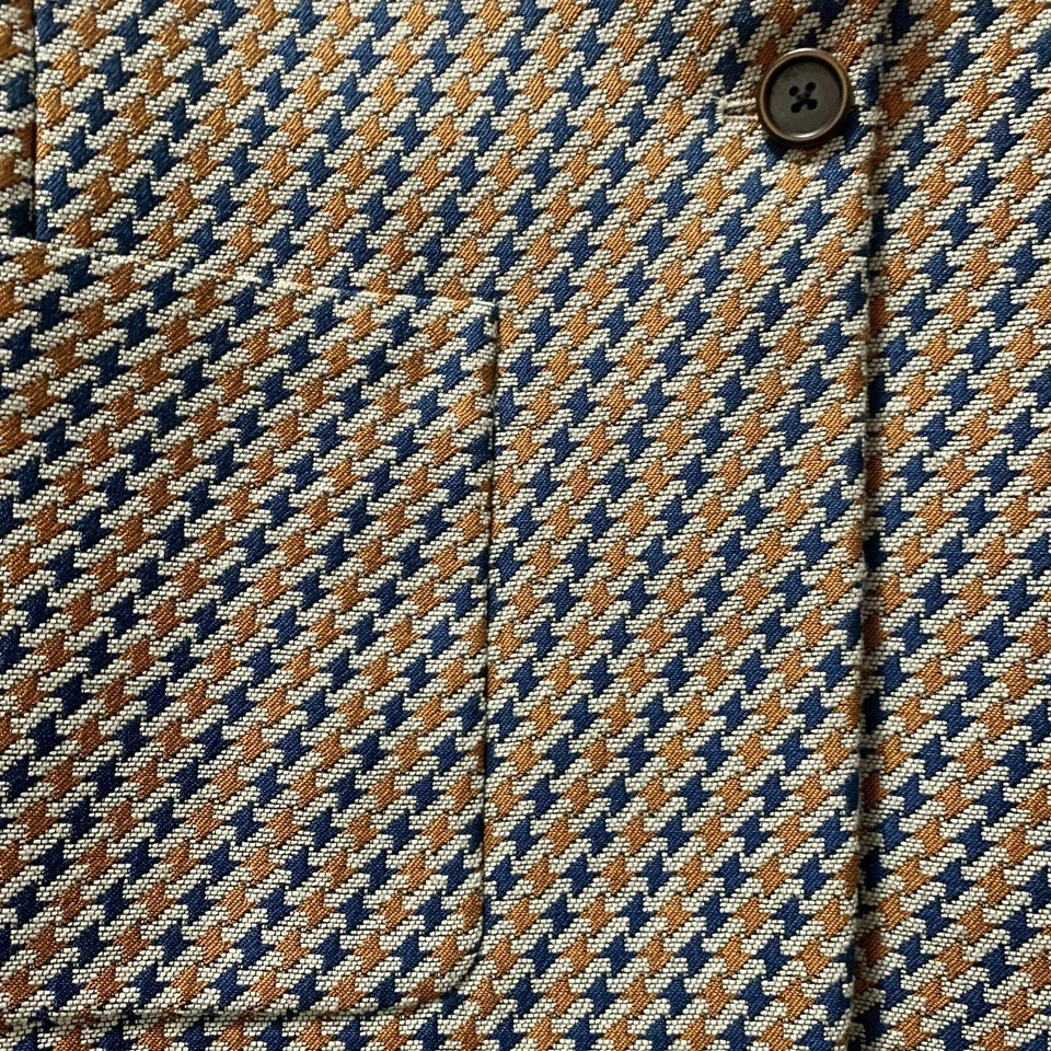 Blazer Anthropologie Vinin por Mkt Studio tamanho pequeno brocado azul marinho e laranja/dourado - Imagem 3 de 4