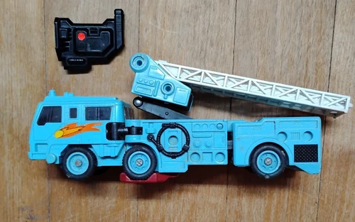 Hot Spot Defensor Vintage 1986 G1 Transformers Toy Fire Engine Vintage Figure