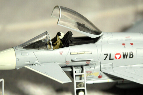Hobby Master Eurofighter EF2000 Typhoon autrichien AF 1:72 échelle EXCELLENT PRIX - Photo 17/20