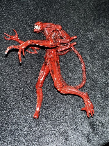 Alien vs. Predator: Grid Alien & Eggs With facehuggers Lot - Picture 15 of 24
