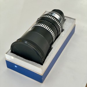 Carl Zeiss Jena DDR Sonnar 180mm F/2.8, Pentacon. Boxed. Rare. PLEASE READ