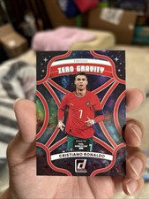 2025-26 Donruss Road To Fifa World Cup Cristiano Ronaldo Zero Gravity - Red