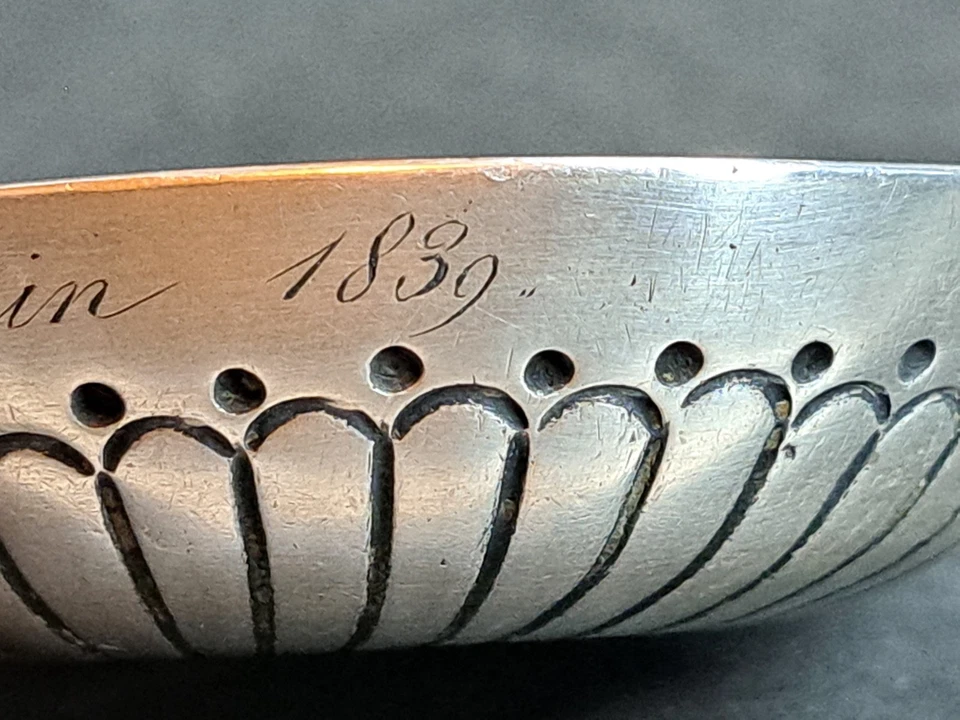 Taste-vin en argent massif, poinçon Minerve, patronyme "Antony Thevenin" 1839 - Photo 4/4