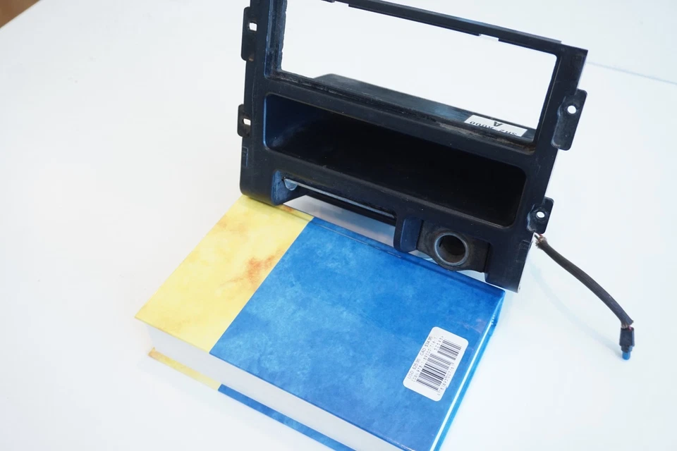 Portamonedas Honda CRX 1990-1991 tablero/ajuste estéreo OEM Foto 2 de 4