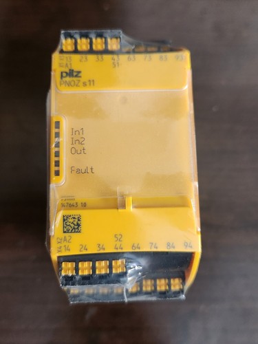 Pilz PNOZ s11C Safety Relay 24VDC 8NO 1NC 751111 Made in Germany OEM - Picture 4 of 9