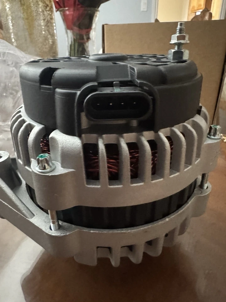 Alternador para Chevy Silverado High Output 220 Amp 4.3L 2003-2005; 400-12236 Foto 4 de 4