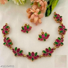 Designer Golden Necklace With Earrings Jewelry For Her Wear Stylish Jewelry EE93