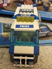 LEGO City (4441) Police Dog Van w/ Box, Police Van, Police Minifig, And 1 Manual