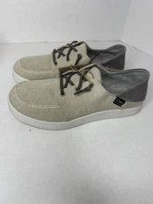 Chaco Men's Chillos Sneaker, Tan, Size 7.5 *New in Box*