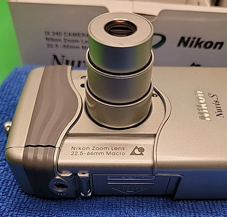 Nikon Nuvis S Compact APS Point & Shoot Film Camera - Uses IX240
