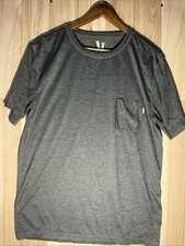 Vuori Tradewind Pocket T Shirt Men's Large Short Sleeve Performance Heather Gray