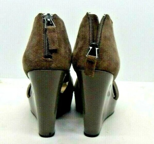 MRKT Womens Gray Suede Platform Wedge Heels Back Zip Shoe Size 6 - Picture 5 of 9