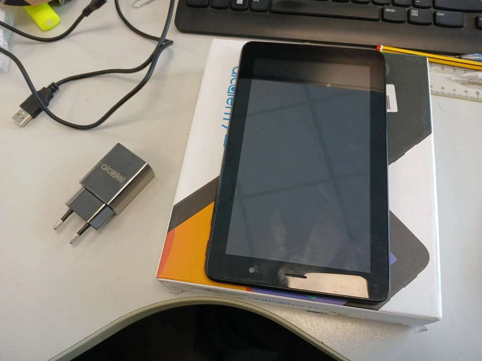 Tablet Alcatel 1T 7 16 GB 17,8 cm (7") 1 Wi-Fi 4 (802.11n) Android 8.1 Nero - Imagen 2 de 3