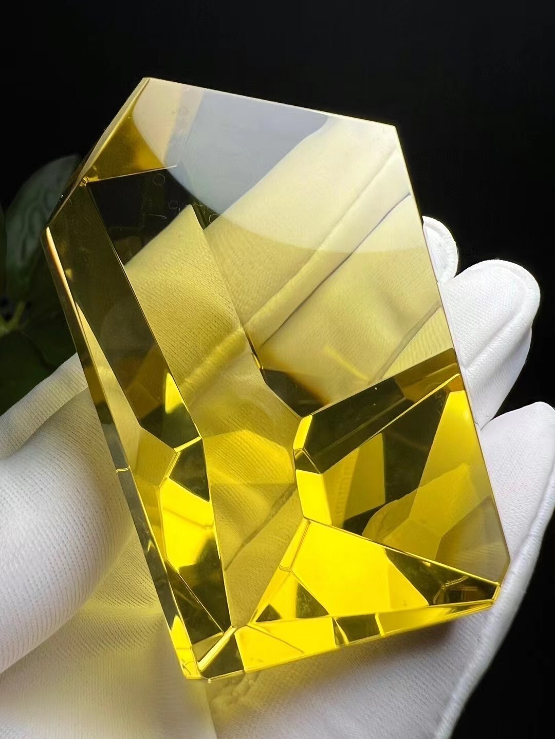 Natural High-Quality Smooth Citrine Quartz Crystal Healing Stone with Display Stand