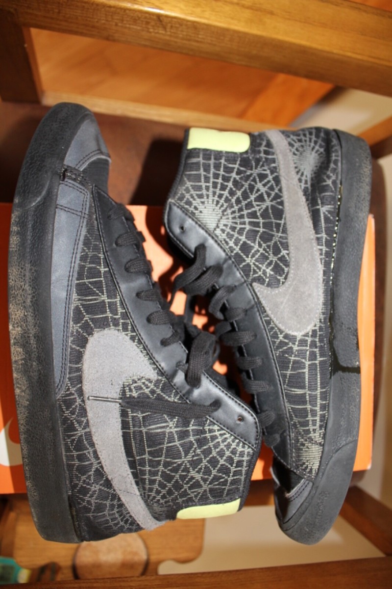 入手困難!! J未発売 BLAZER MID 77 \"Halloween Spider Web\" Nike Blazer Mid 77 Spider Web Halloween Sneakers DC1929-001