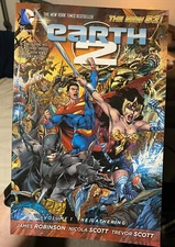 Earth 2 Vol. 1: The Gathering [The New 52] TPB