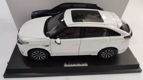 Maßstab 1:18 Honda URV komplett neu UR-V 2023 Diecast Metall Auto Modell Geschenk hellgold - Bild 1 von 14
