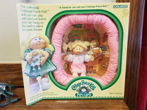 Vintage 1983 Cabbage Patch Pin-Ups Susie Caryn & Her Toy Store 3934