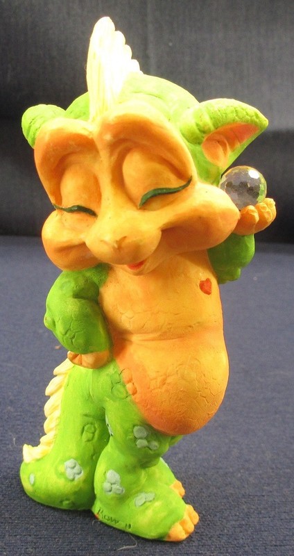 VINTAGE FANTASY BABY DRAGON BOWEN FIGURE HOLDING CRYSTAL ORB RESIN HAND PAINTED
