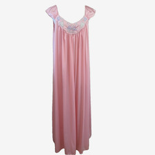 VTG 70'S Vanity Fair Embroidered Sweeping Gown Nightgown Size M Sweeping Skirt