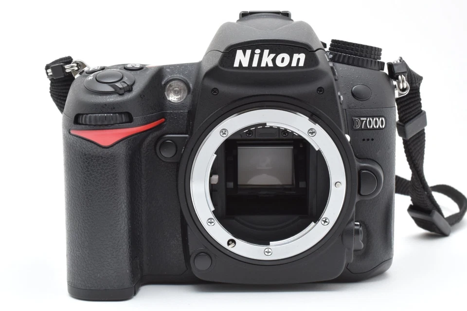 Nikon D D7000 16.2 MP Digital SLR Camera From Japan (count:2,817)Near Mint #B19 - Image 3 of 4