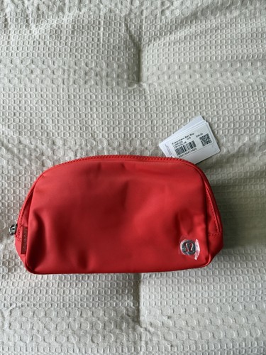 Lululemon Everywhere Belt Bag- Cherry Ember
