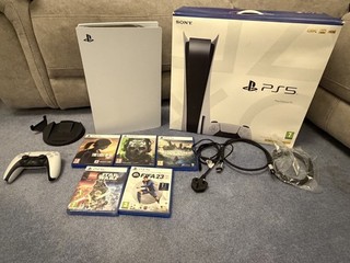 Sony PS5 Blu Ray Edition Console with original box controller & 5 games White