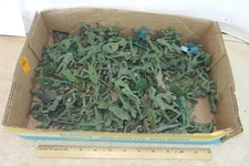 Vintage Lot Of 125 Green Plastic Toy Army Soldiers Military War Figures Tim MEE