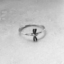 Sterling Silver Sideway Dragonfly Ring with Hammered Band, Silver Rings, Bugs
