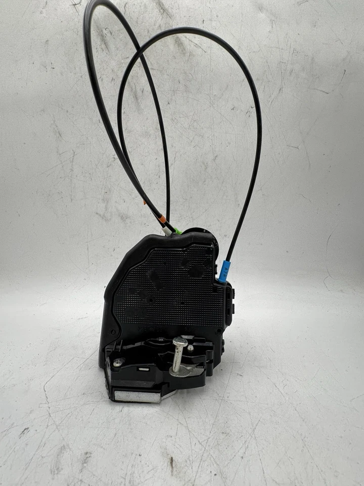 2012-2019 TOYOTA PRIUS C ЗАДНЯЯ ПРАВАЯ ДВЕРЬ ЗАМОК ЗАЩЕЛКА ПРИВОД OEM 69050-06100 - Изображение 2 из 4