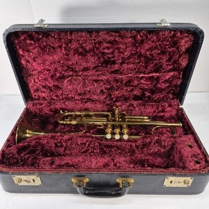 Besson Class A Proteano Vintage London Trumpet 50 Medals of Honor – Excellent