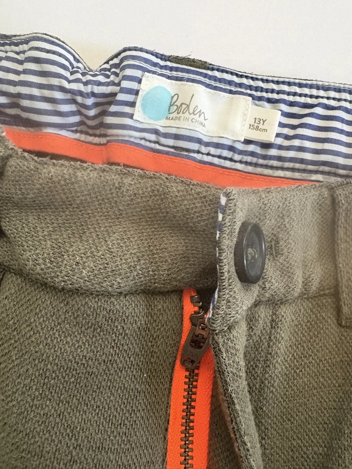 Pantalones de vestir Mini Boden oliva talla 13 *ENVÍO GRATUITO* Foto 3 de 4