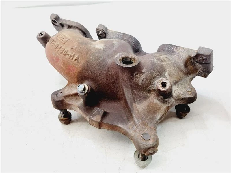 Colector de escape derecho Mazda CX-9 2007 2008 2009 2010 2011 2012 2013 2014 2015 Foto 3 de 4