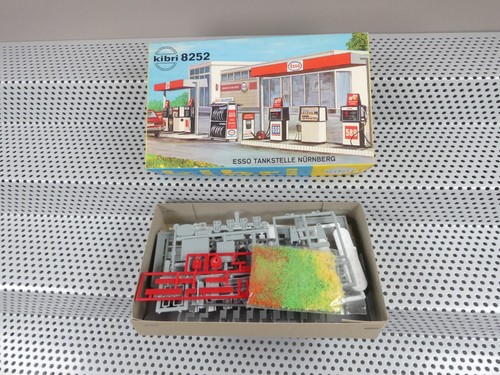 Kibri 8252 Esso Gasolinera H0 Märklin Roco Trix Accesorios | Condition: Neu