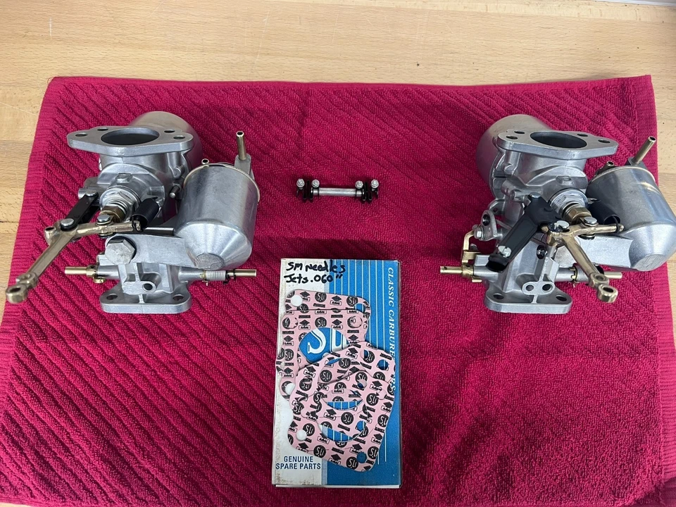 Triumph TR3 TR4 SU HD6 AUC878 carburetor pair fully restored and original - Image 2 of 4