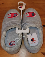 New With Tags Champion University 25 Gray Sherpa Fur Lined Adult Slippers