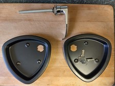 Recessed Door Handle Set Lockable, by Albert Jagger