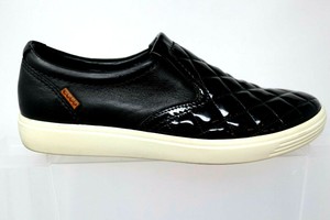 ecco quilted slip on