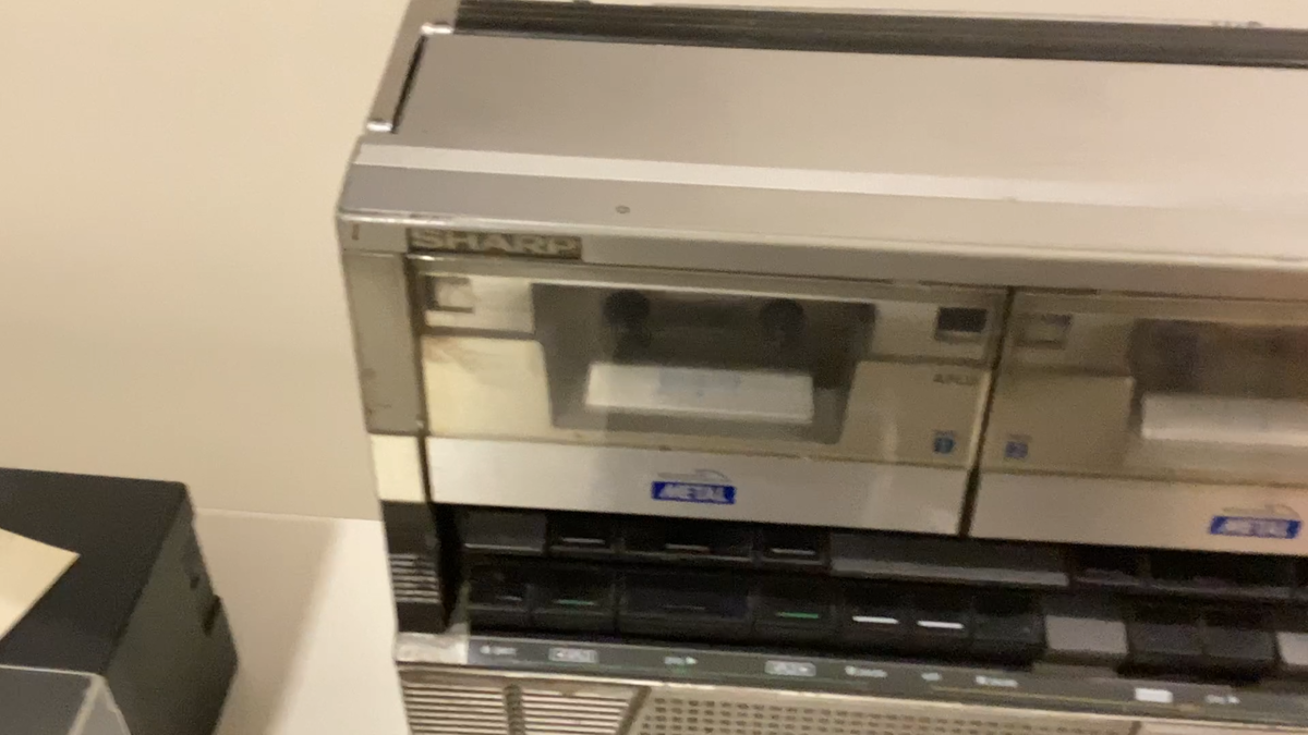 s-l1200.png s-l1200.png