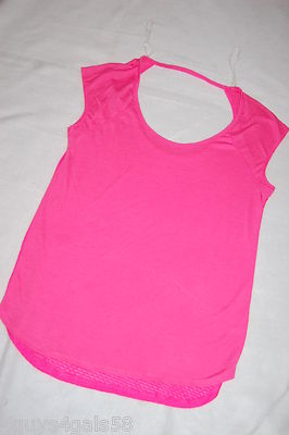 Womens Shirt HOT PINK FITNESS TOP Semi Open Back CAP SLEEVE Performance M 8-10