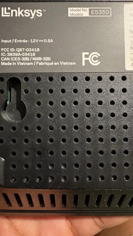 Linksys E5350 Router (Lightly Used) - Image 3 of 3