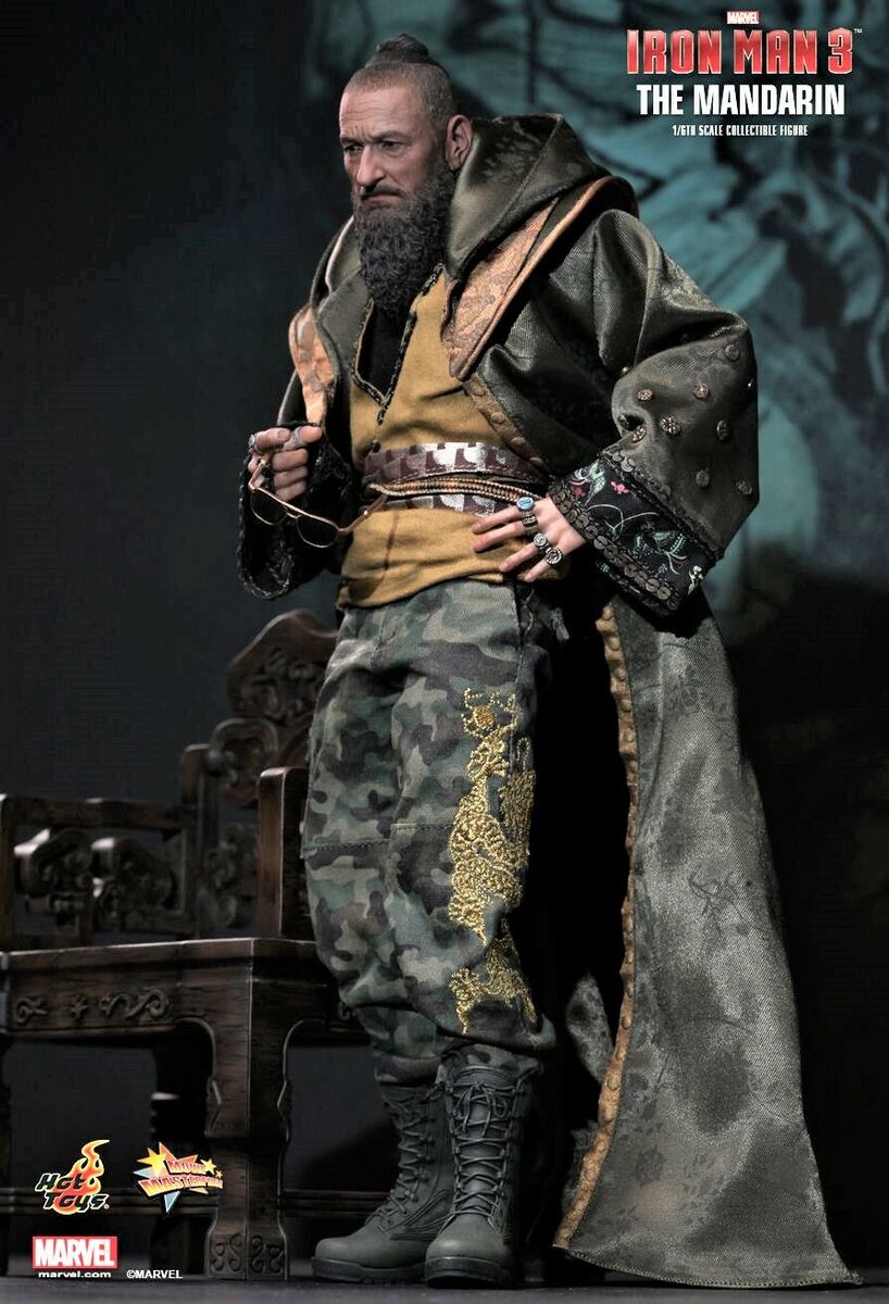 The Mandarin Iron Man 3 Hot Toys MMS211 Sideshow 1:6 Scale The Mandarin Iron Man 3 Hot Toys MMS211 Sideshow 1:6 Scale