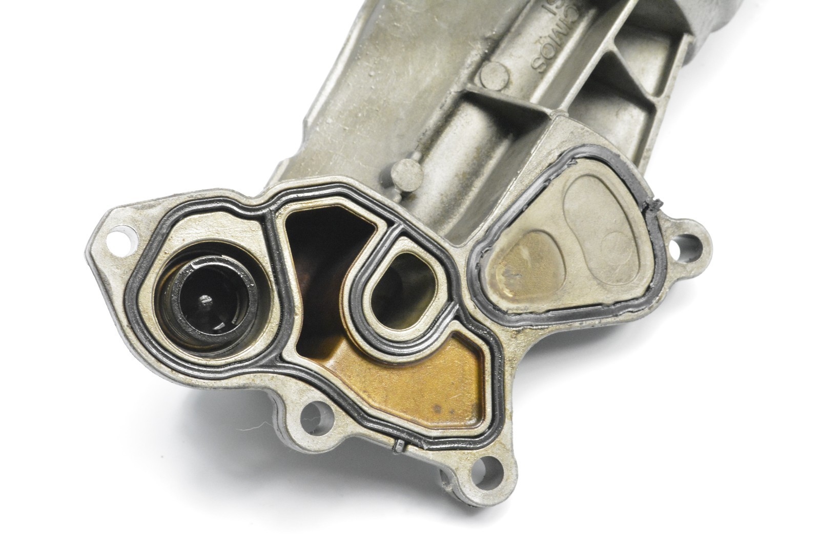 CITROEN C4 PEUGEOT 308 208 207 2007 2013 1.6 PETROL OIL FILTER HOUSING